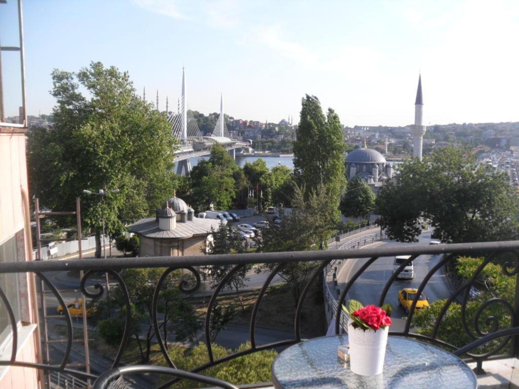 Galatolia Hotel Istanbul Room photo